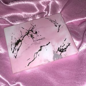 ❌SOLD❌MAC ELECTRIC WONDER EYESHADOW PALETTE